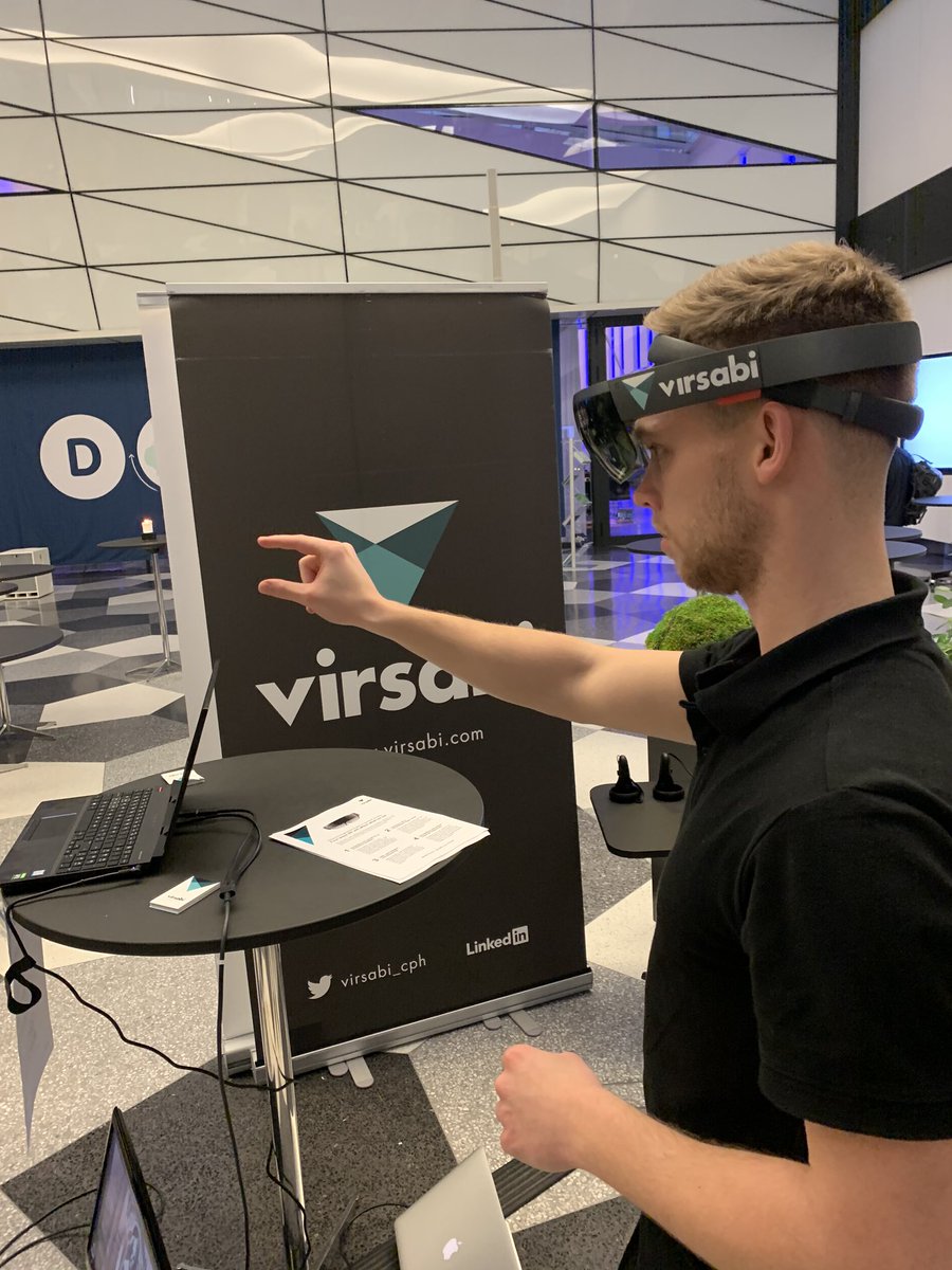 Lars87Ras's tweet image. Tak til vores seje tech start-ups for at præsentere visionære løsninger indenfor kunstig intelligens, AR, VR, likviditet og food tech til DI Fødevares årsdag @DanskIndustri @Virsabi_CPH ,VRDK, Moneyflowgroup, Abzu, Regen Farmer, Nextfood, Nature Preserve #dkbiz #dkpol #dkstartup