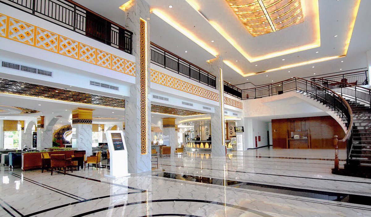 hermesaceh's tweet image. Lobby Hermes Palace Hotel managed by BENCOOLEN #lobby #hermespalacehotel