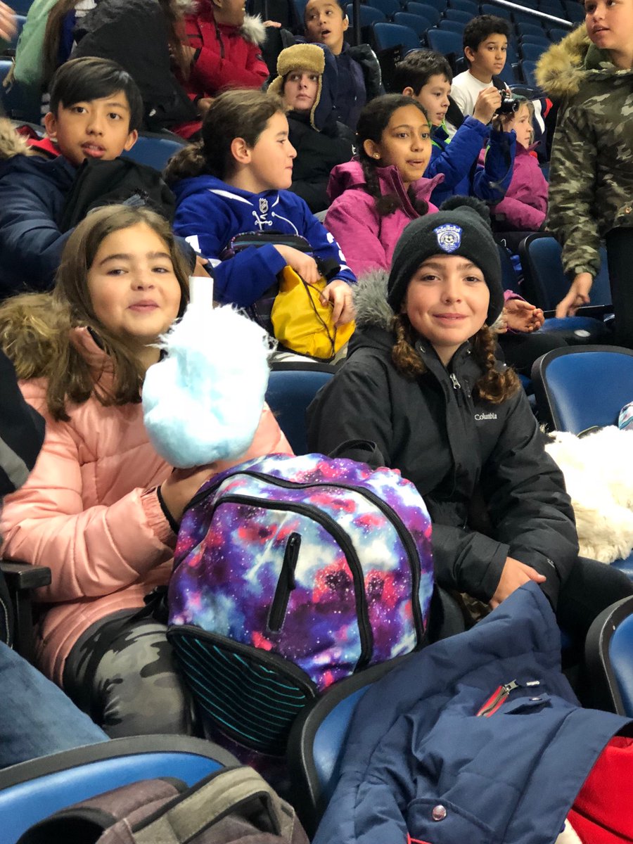 MeredithClass's tweet image. Breakfast of champions!!! Go Bulldogs! ⁦@GAngelsMilton⁩ ⁦@BulldogsOHL⁩