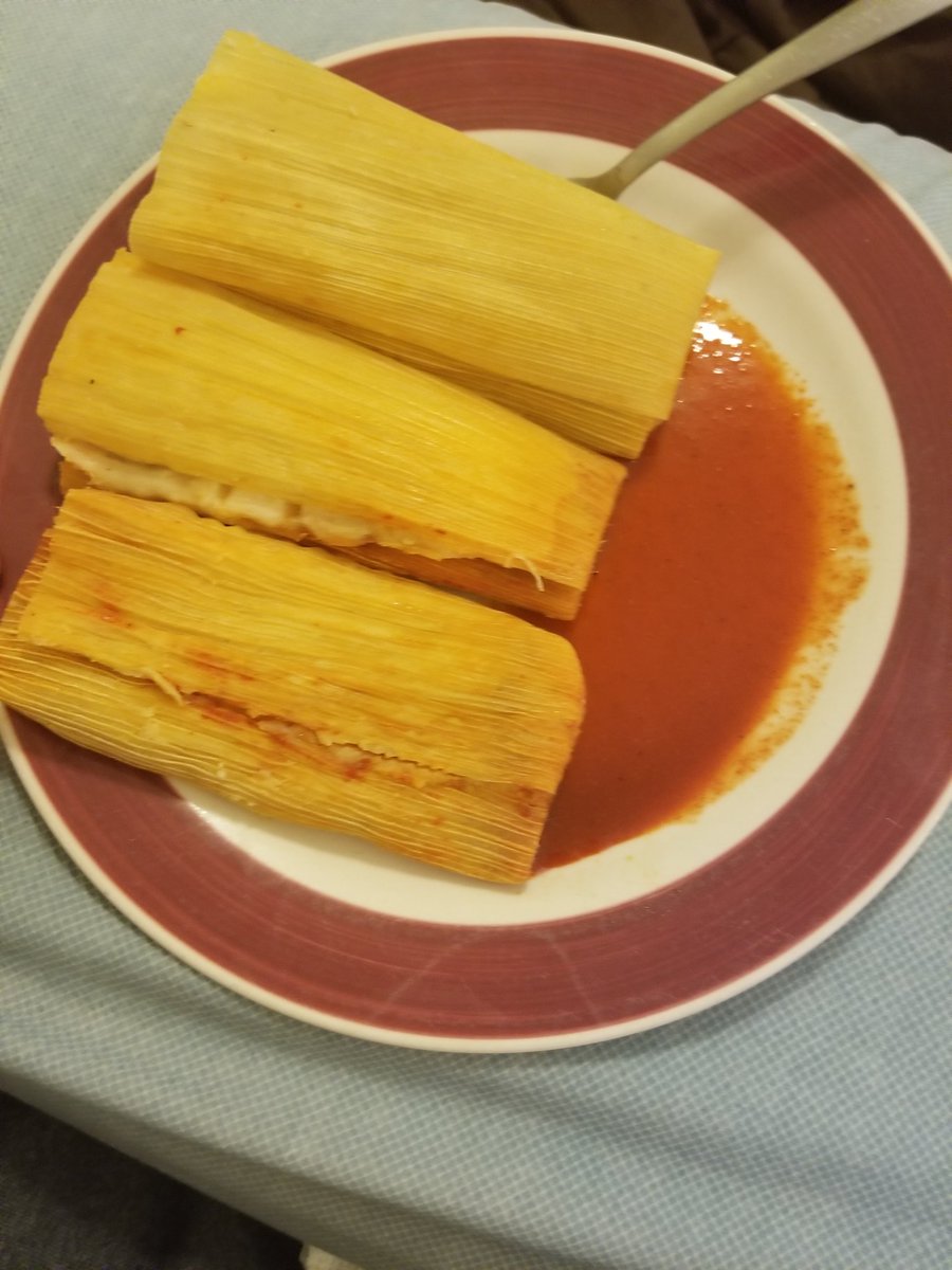 JulianE7777's tweet photo. Good Morning Friends.
#Tamales
#meijersimplygive 
#CantForgetTheHotSauceOnTheSide https://t.co/P1fHeLakJ1