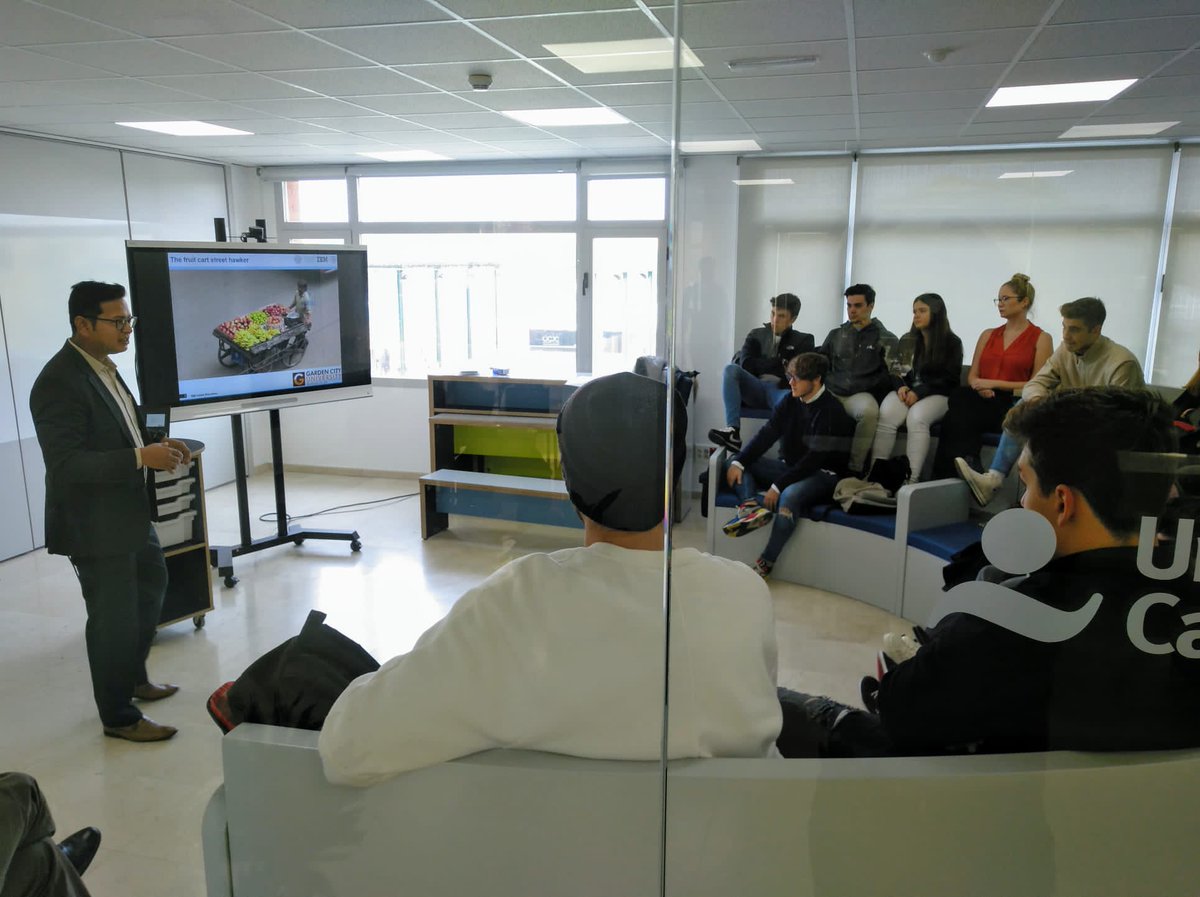 Hoy hemos contado con la visita del profesor Subhra Pratim Bhattacharjee del <a href="/GardenCityUni/">GardenCityUniversity</a> de India, nos ha dado una clase magistral sobre la importancia del #businessanalytics y su desarrollo en India. 

Thank you professor for your time &amp; excellent presentation.

#SomosUCJC