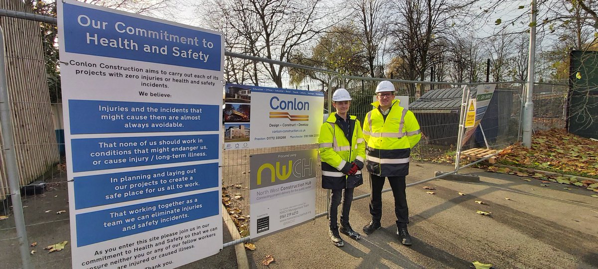 _CONLON_'s tweet photo. James the student with James the site manager at our Space Studios project in Openshaw.
#futureme
#loveconstruction
#NWCH2 https://t.co/ZHo4ykaMP7