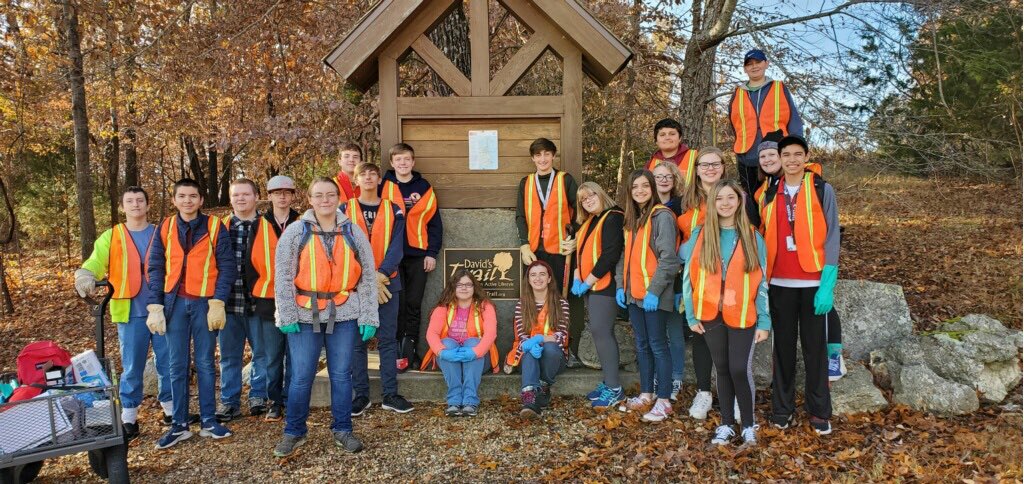 MHJH Science Club on David’s Trail ⁦<a href="/MHJuniorHigh/">MHJH</a>⁩ ⁦<a href="/BombersMh/">Mountain Home Public Schools</a>⁩ ⁦<a href="/MHPS4SQ/">MHPS Strengths</a>⁩