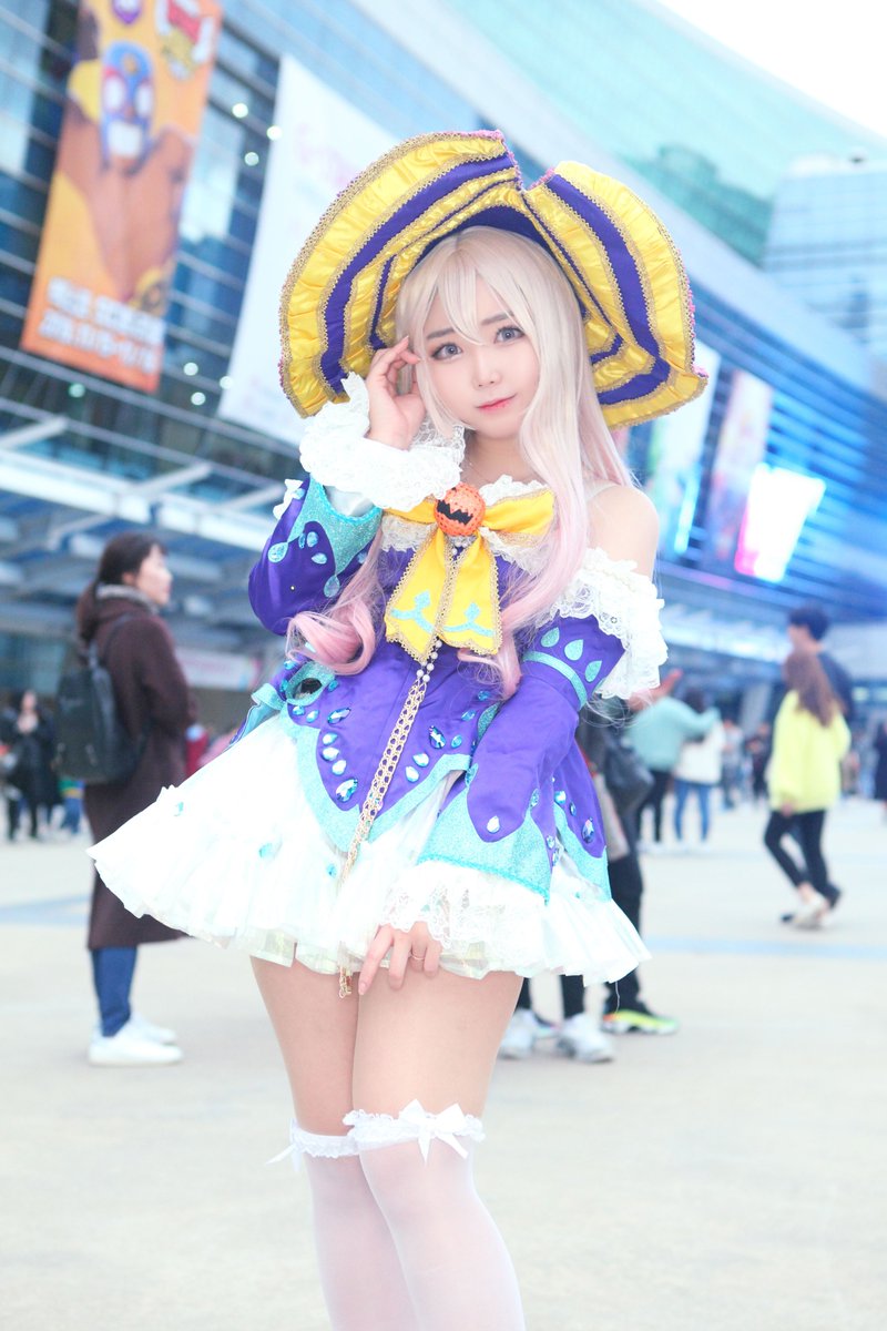 gstar2019\, image size:800x1200