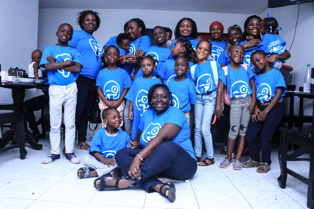 sheisthecode225's tweet photo. Ce 20 Novembre, Notre Communauté vire au BLEU pour la JOURNEE MONDIALE DE L'ENFANCE. Faites comme nous 💙
#WorldChildrenDay
#scommunity
#SoutienUnicef
#SheISTheCode
@sheisthecode @FatimBlog @lyma225 @LoukiGirl @UNICEF_CIV @iskralia @Debora_Levolo @cyncya225 @LarissaAtokoli https://t.co/jMLrenoNkw