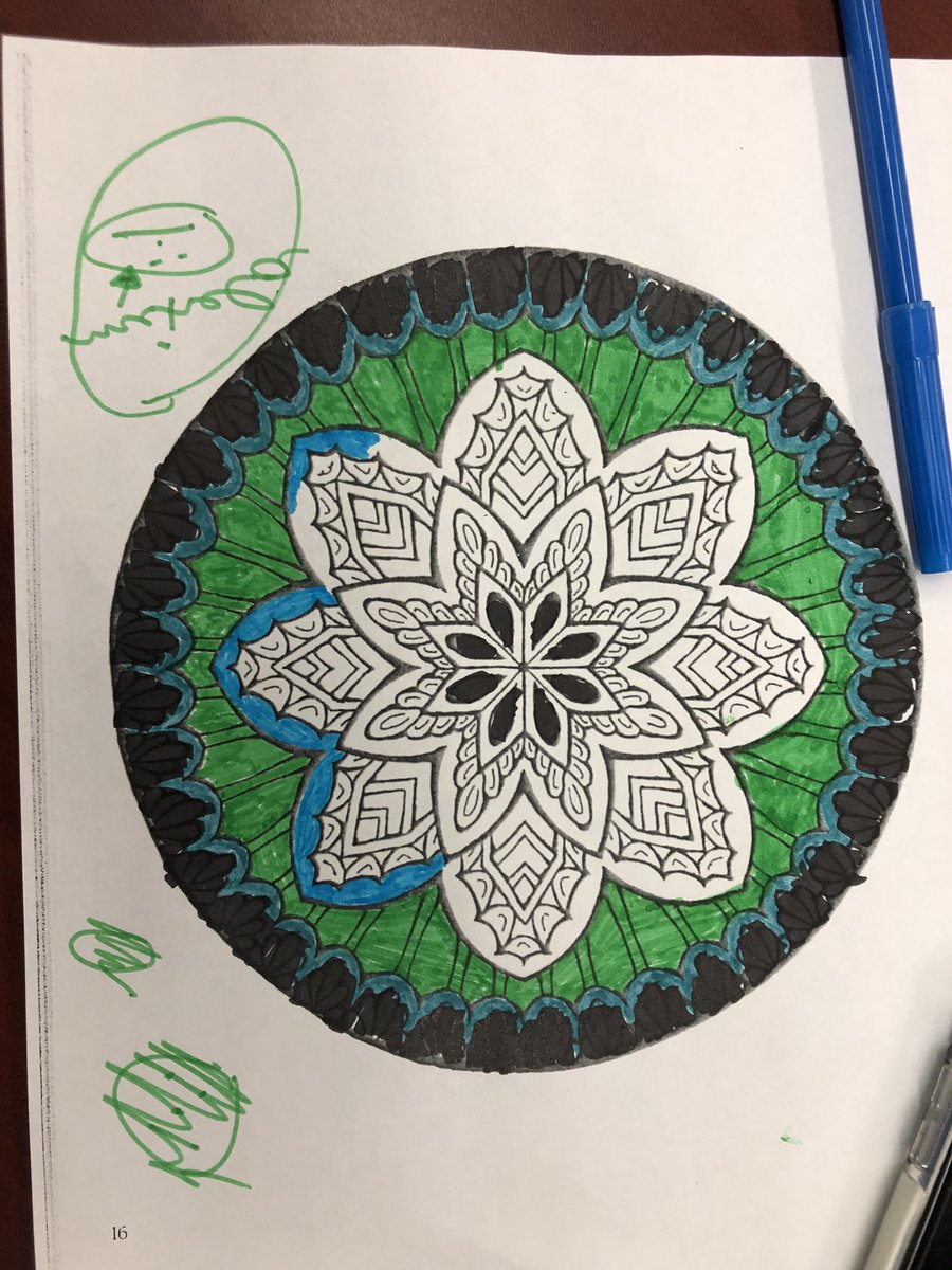 FrancoDramatik's tweet image. Pendant que l’enseignant parle, dessiner un mandala permet de concentrer et de relaxer!  Belle stratégie!#Appex @CSDCEO @esclescale @ESCRHawkesbury @esc_plantagenet Créons un outil pour retrouver son calme : bouteille de calme! @CFORP_TacTIC
