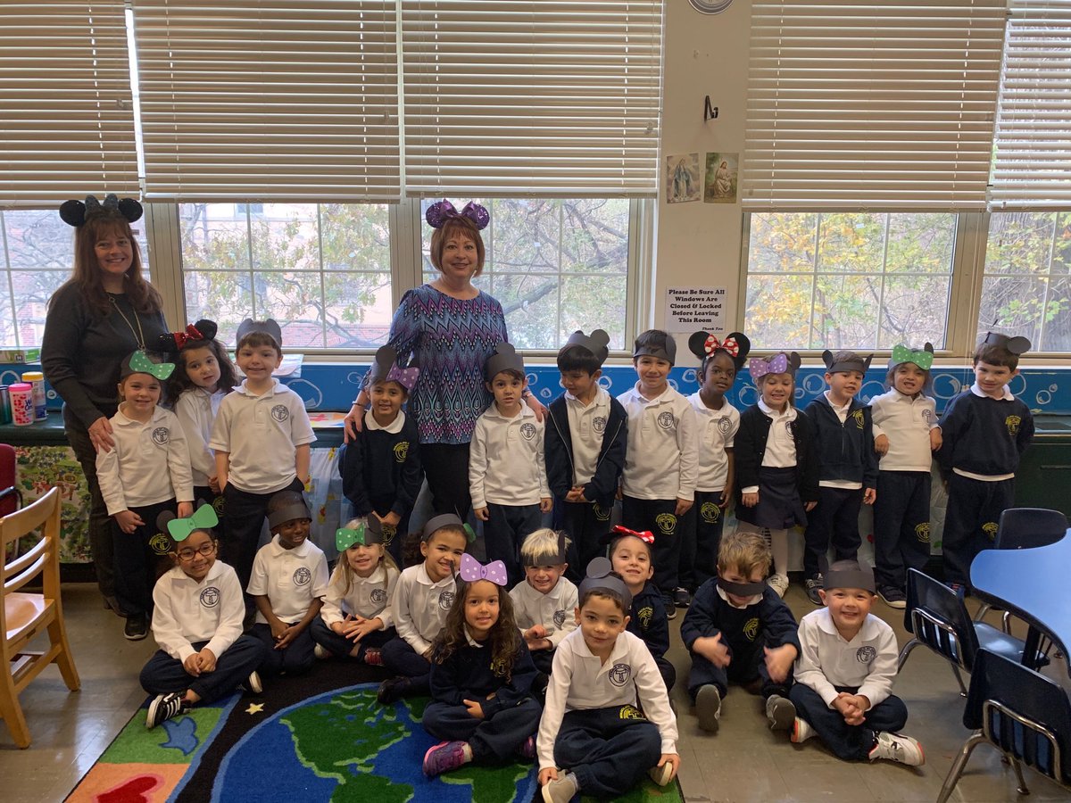 ⁦@mrswalshics⁩ Pre K 4 #ShareYourEars ⁦@icschool_online⁩