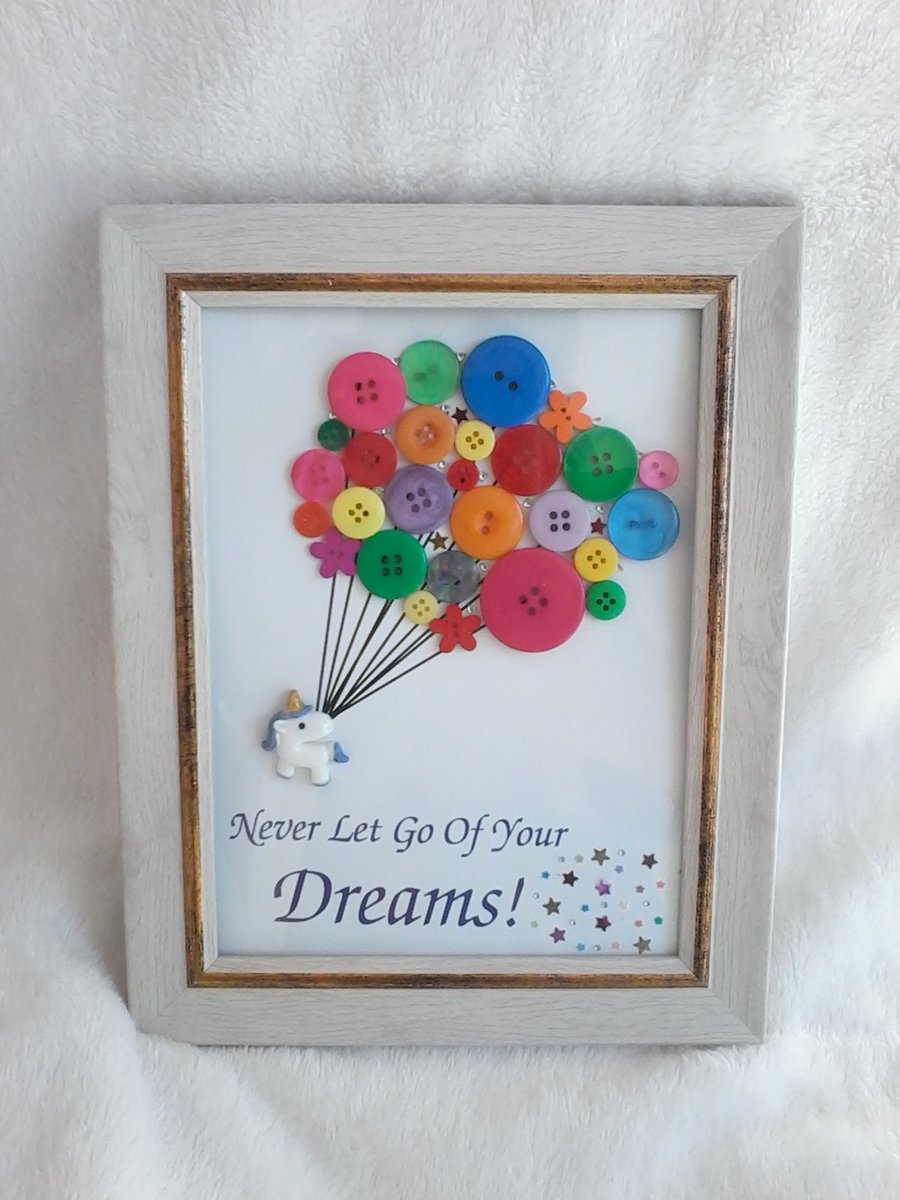 buttonartgeenie's tweet image. The first piece from my inspirational / motivational button art collection. Handmade and available for purchase. ❤
#Unicorns #buttonart #buttoncraft #inspiration #Motivation #buttonsbeadsandbows_bygeenie