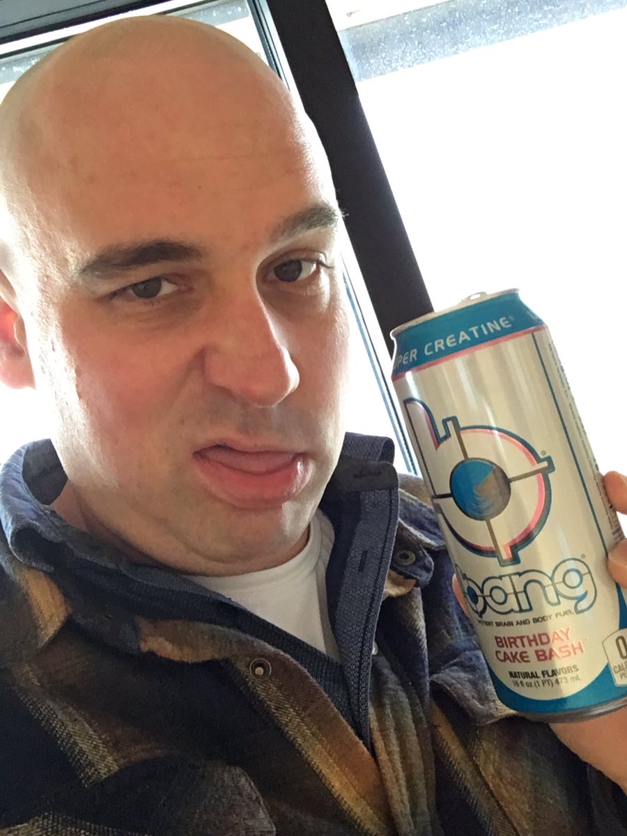 Trooper_TJ's tweet photo. Tastes like I licked the tray of a one year old’s high chair after his birthday party. Cheap frosting, bland white cake mix, old applesauce, and a hint of Spaghetti-O’s
#BirthdayCakeBash #BashMeInTheFace #MistakesWereMade https://t.co/5zye7HSguc
