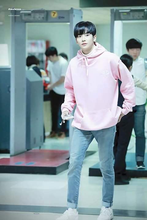 ติ่งซีรี่ย์จีน...เกาหลี..😘😘😘 tweet media