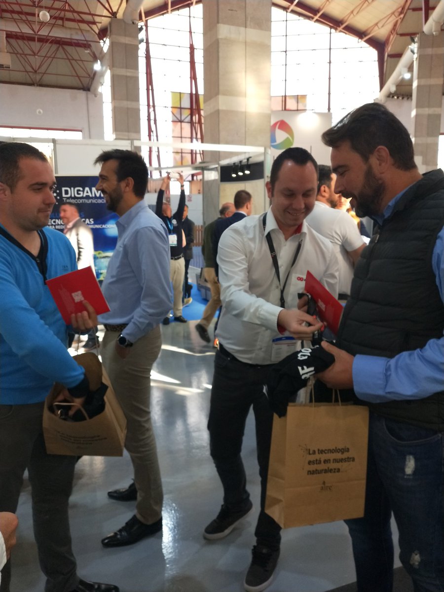 📢Os presentamos todas las novedades de <a href="/rfelements/">RF elements</a> en nuestro stand de #ACUTEL 
¡No te las puedes perder! #RFelements 
#acutel2019 #WeHaveHorns