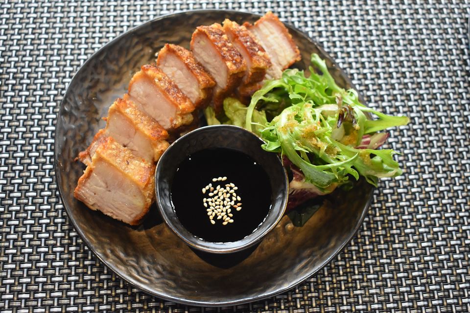 Doing a spot of shopping in town this week? Rest your feet and sample our Small Plates Menu; choose three plates for £20 and four for £24 between midday and 6.30pm. Just the thing after all that #Christmas shopping 🎁🎄 bit.ly/2qtx1vG #harrogate #lunch