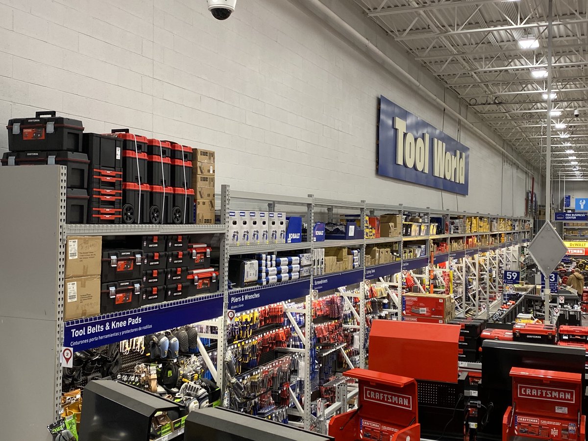 2609Lowes tweet media