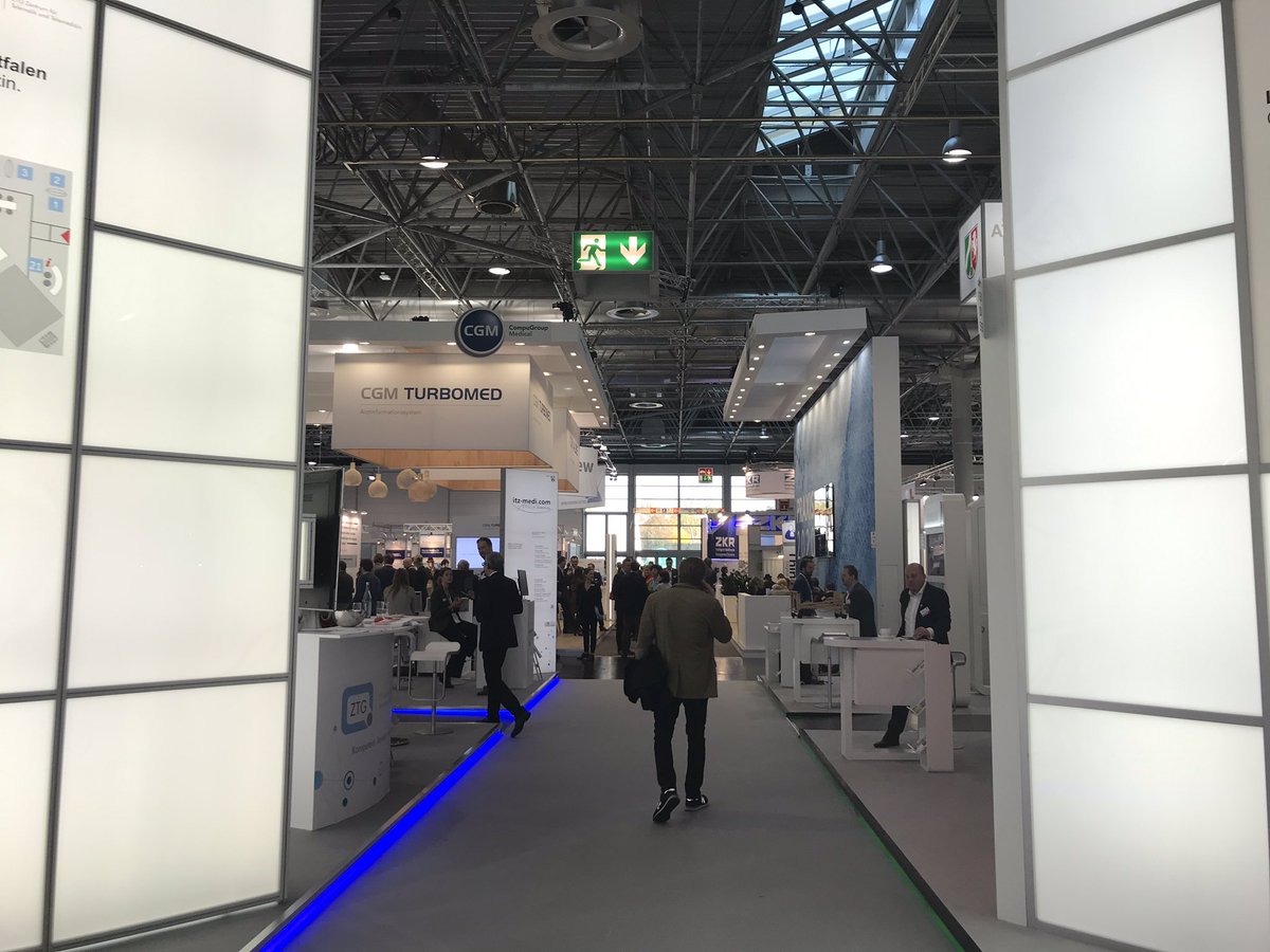 ini_Prague's tweet photo. Third day of @MEDICATradeFair the #ini_prague team meets another #diagnostic companies in search for co-developers and investors for the projects we support👉
#development #techtransfer #investor #medica2019 #medicadusseldorf #tradefair #healthcare #medtrch #biotech https://t.co/D5gnHd1Un2