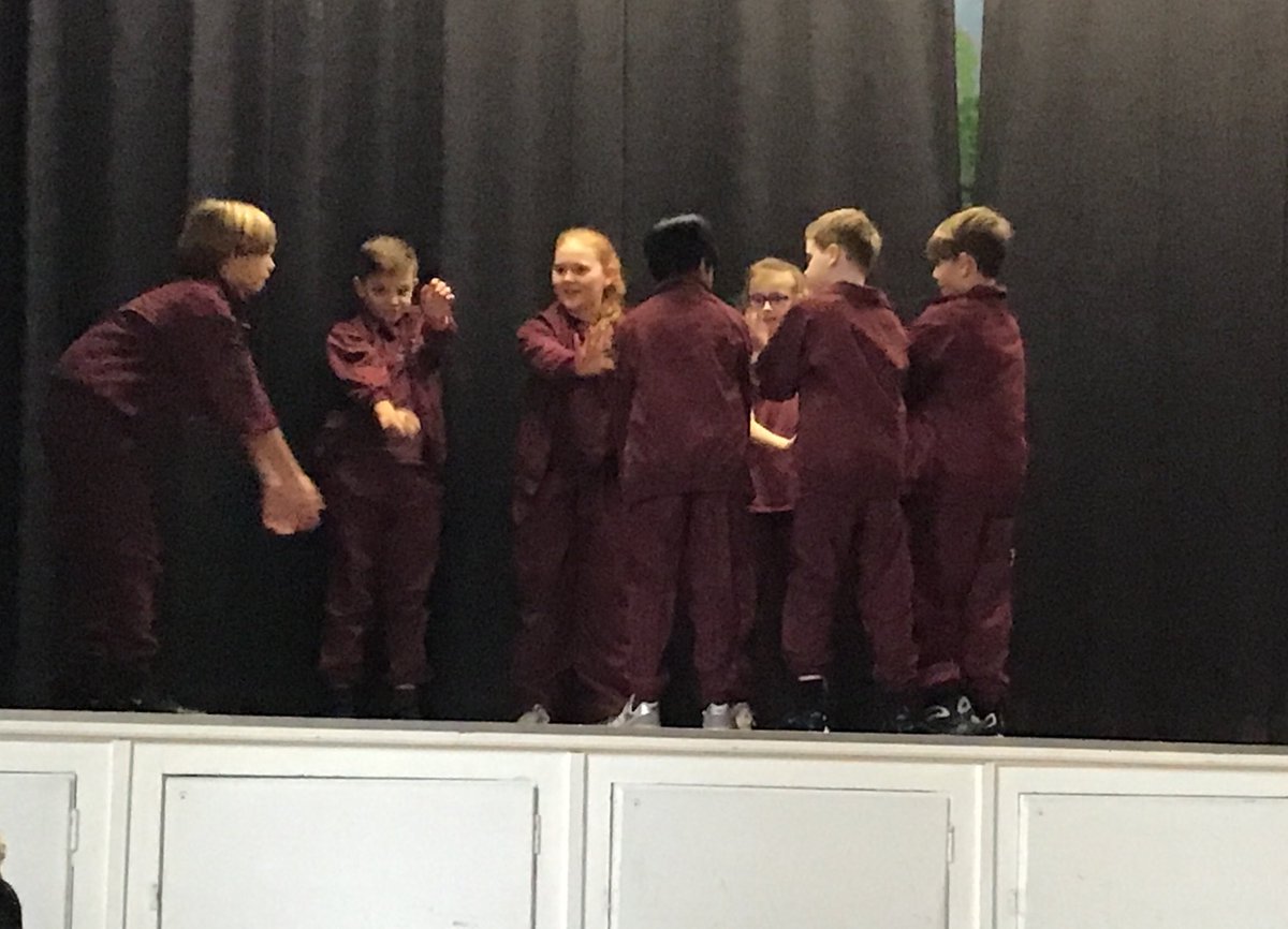 Year 5 tweet media