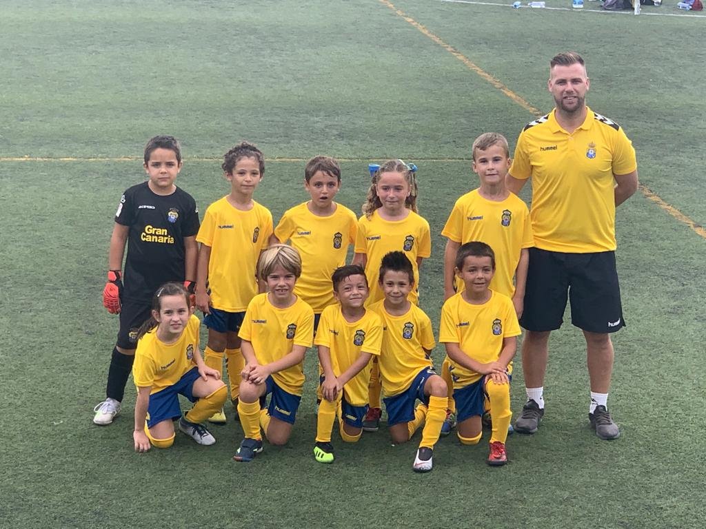 La Escuela UDLP disputa sus primeros partidos amistosos👏🏽👏🏽💛💙
bit.ly/2Oz2OmW