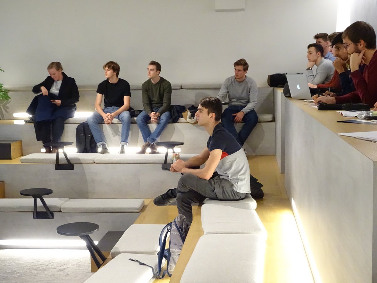 hict_consulting's tweet photo. @hict_consulting is proud to be part of the #StrategicChallenges program by @ugent. On monday @hictjan introduced students from different economic fields to our intriguing cases. 

They'll work hard towards finding strategic solutions for our cases!

#OptimisingHealthcare #Hict https://t.co/NhKTvuBHbp