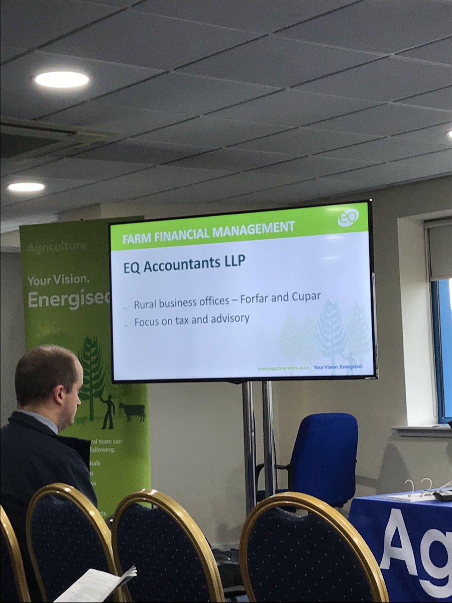 andrewmacdon1's tweet photo. @EQAccountants delivering a very Informative seminar about Farm Financial Management. “Using @Xero with Figured for your business can improve real-time information and financial reporting and forecasting” https://t.co/XqeV0I56q7