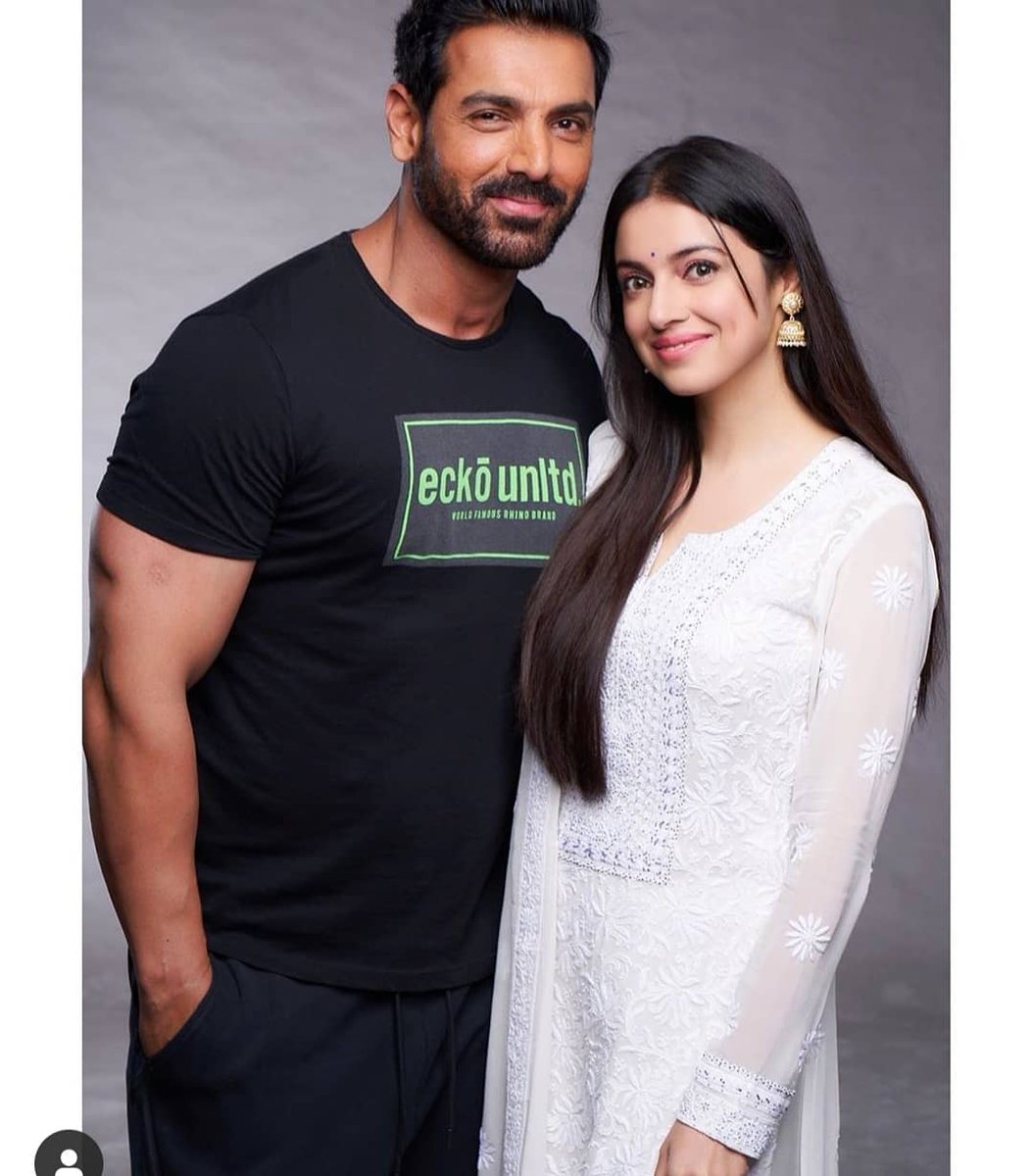 this pic for u @iamDivyaKhosla
ma'am birth day wish to u with #satyamevjayate2 promotion👍

wish u a very #HappyBirthdayday to the most beautiful and super telented @iamDivyaKhosla ma'am have a super duper year ahead to u  #YaadPiyaKiAaneLagi 

@TheJohnAbraham @iamDivyaKhosla