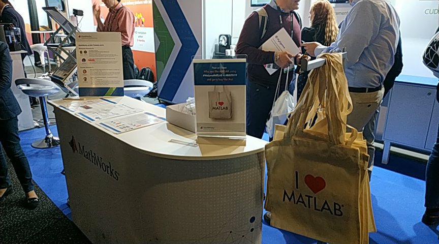 vz_cesar's tweet image. Disfrutando en el #BIGTH19 con #WeLoveMATLAB