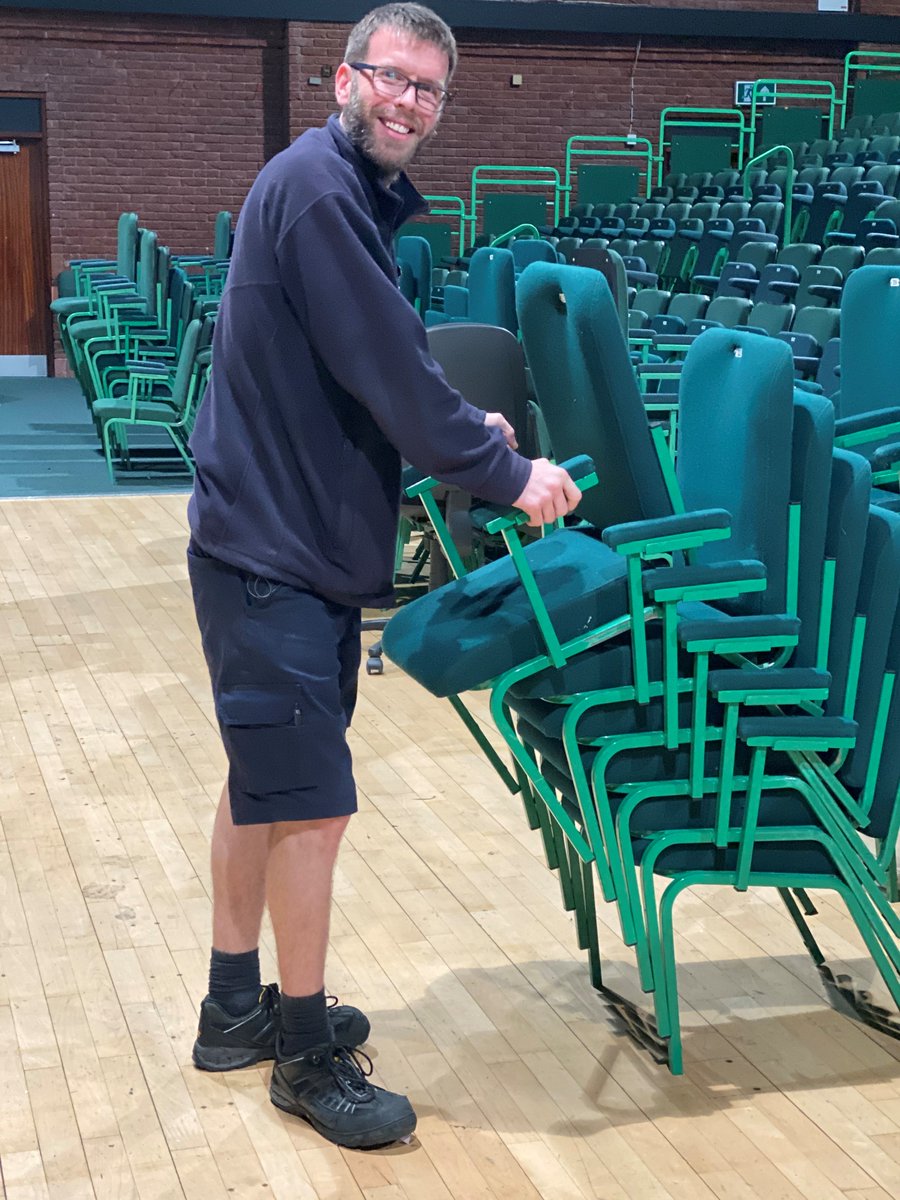 It's LOVE THEATRE DAY <a href="/FernehamHall/">Ferneham Hall</a> and Lucy is setting the lights and Kye is setting out the chairs for this weeks shows. Take a look at our autumn season at fernehamhall.co.uk #LoveTheatreDay 🥰