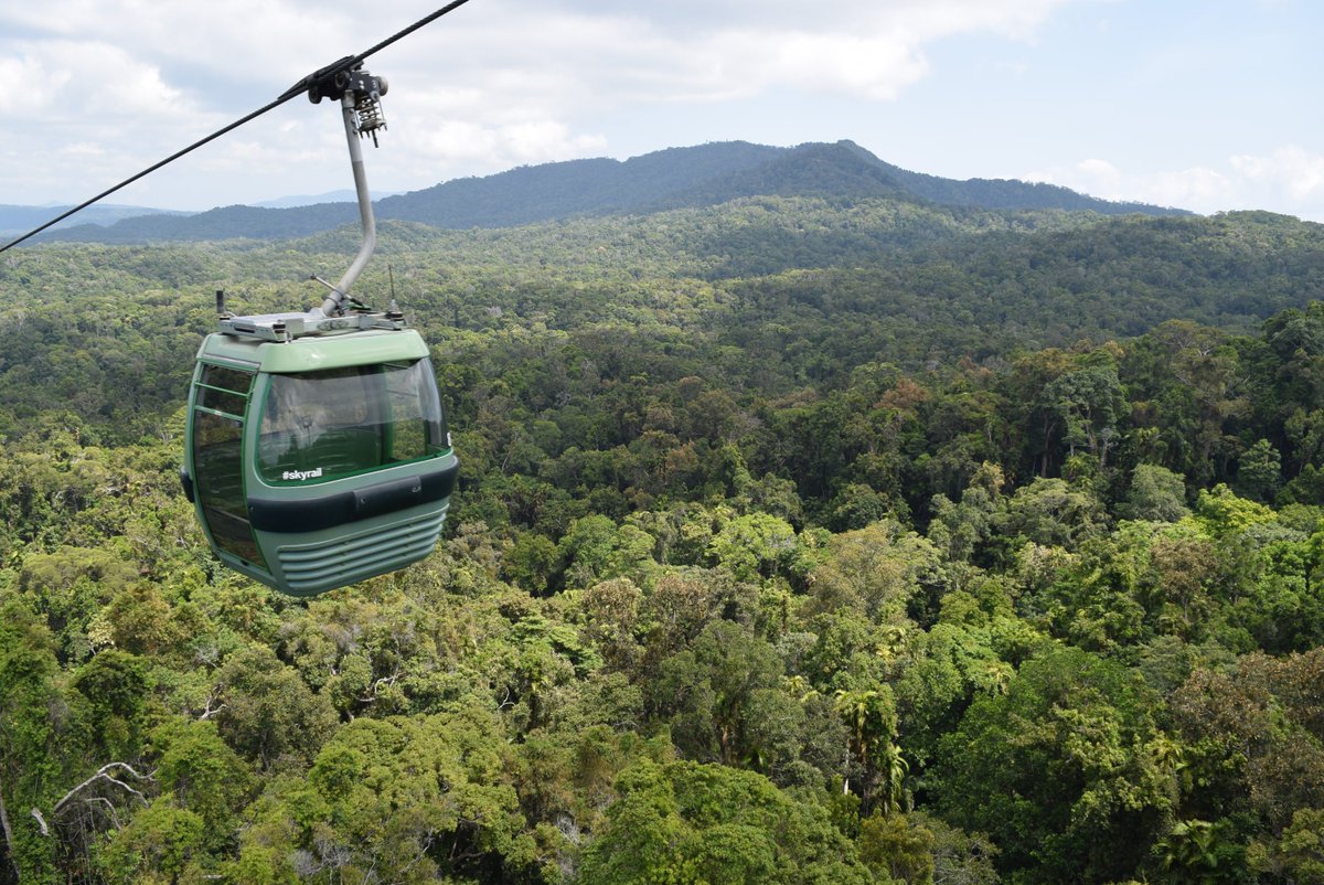 j_mylne's tweet photo. Just done site inspecting #Cairns and @CCC_Cairns for @IPMBcongress. Gastronomy of a major capital, small-town friendly, tourist-town service, but laid-back, outdoor vibe of the tropics. Was just out of peak season, water 26C and stingers not arrived. #IPMB2021 is gonna be great! https://t.co/jgDwvHluC7