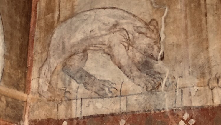 italian medieval bear 
#MedievalAnimal #MedievalTwitter #Medievalitaly #middleages #medioevo #medioevoitaliano