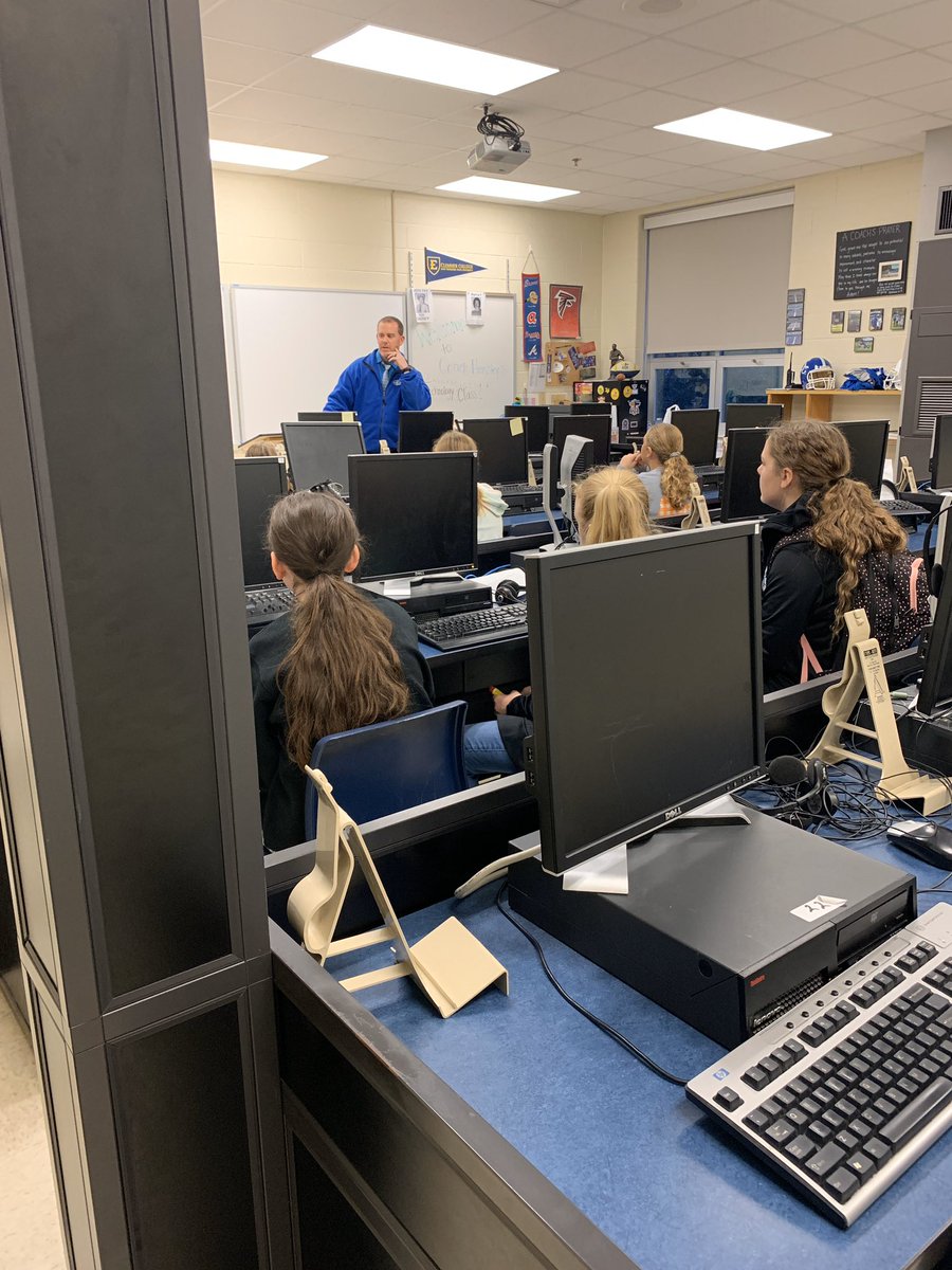 Thanks to <a href="/cbogart25/">Chris Bogart</a> for bringing the message to our <a href="/UnicoiMiddle/">UCMS</a> FCA this morning. @fcamcauley <a href="/TymeSwine/">Matt Swinehart</a>