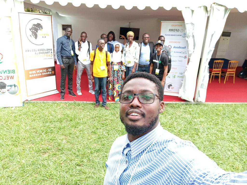 falher3's tweet image. Très contente de revoir la communauté @osmafrica à la conférence  #UnderstandingRisk #Abidjan #Togo #Ghana #Sénégal #Niger tous ensemble pour une bonne gestion et prévention de catastrophe à travers la #cartographie_numérique #Openstreetmap 
@MapTicNiger