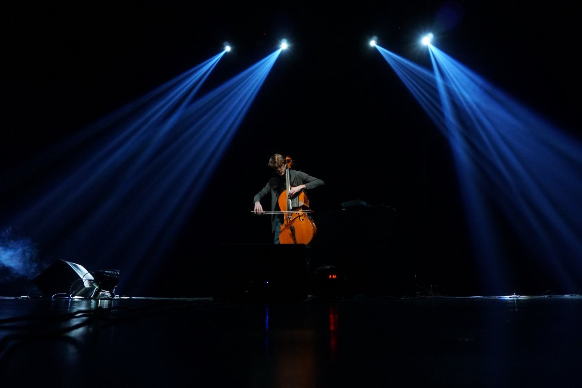 Sebastian Plano (@sebastianplano) on Twitter photo 🇨🇭Switzerland🇨🇭
I'm playing at <a href="/lepicentreSC/">l'épicentre - Saison culturelle</a> this Sat 23 and @_EbullITION_ on Sun 24!
Tickets on: sebastianplano.com/tour-dates/
See you soon!
Seb.
Photo by Ali Zamani
#Switzerland
#Geneva
#concert
#livemusic
#musician
#cello 🇨🇭Switzerland🇨🇭
I'm playing at <a href="/lepicentreSC/">l'épicentre - Saison culturelle</a> this Sat 23 and @_EbullITION_ on Sun 24!
Tickets on: sebastianplano.com/tour-dates/
See you soon!
Seb.
Photo by Ali Zamani
#Switzerland
#Geneva
#concert
#livemusic
#musician
#cello