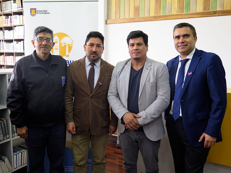 CFTLotaArauco1's tweet photo. @CFTLotaArauco1 Inauguró su biblioteca abierta  https://t.co/xNynLmpX5D
@RadioUdeC @udeconcepcion https://t.co/48RaDpSdHo