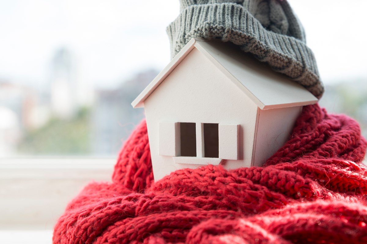 WFraserEurope's tweet photo. Does the prospect of soaring winter heating bills give you the chills? 🥶
You can slash the cost &amp; prevent emergency repairs with these simple home maintenance tips > > > https://t.co/aOpvsxTfBj
#winteriscoming #wednesdaywisdom #diy https://t.co/Tvk0gCulEM