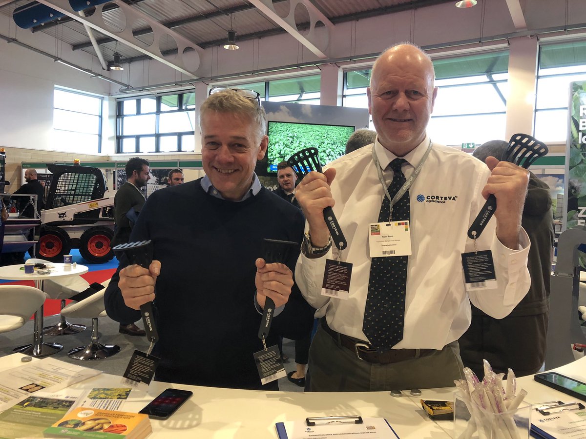 CortevaUK's tweet image. Pick up your masher from Alister and Roger, have a coffee with Weronika or talk to Tom about our competition to win a Microband Air, today at #BP2019 on the Corteva stand. We’re talking about #Zorvec #Vydate #Curzate #Option, join us!