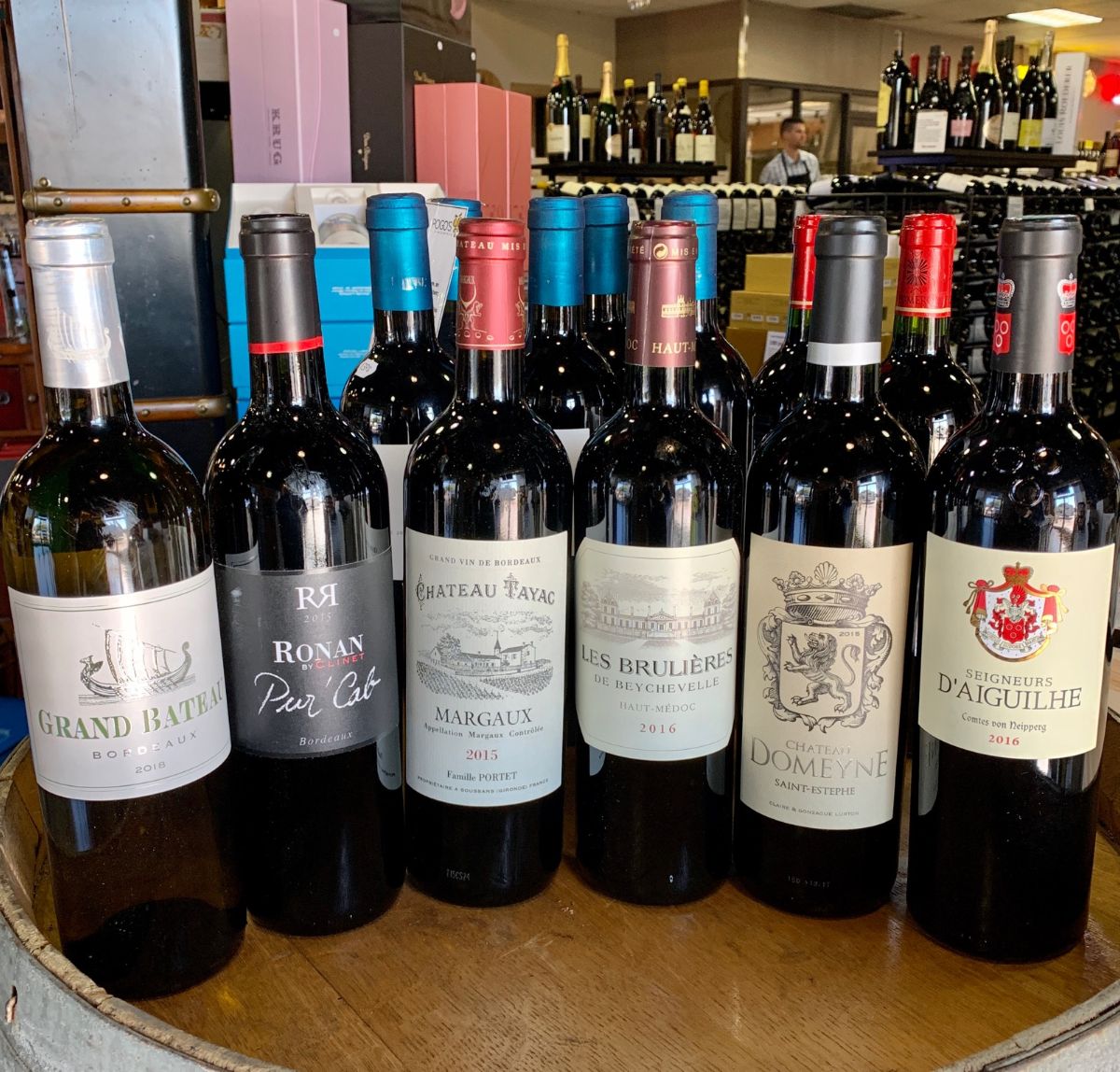 Pogoswineshop's tweet photo. The Best Echezeaux Grand Cru You Can Find For The Money &amp; Tasting Today: Value Bordeaux for the Holidays Vol. 2 - https://t.co/RpHbhwEsDf https://t.co/KaZhdQ9p7o
