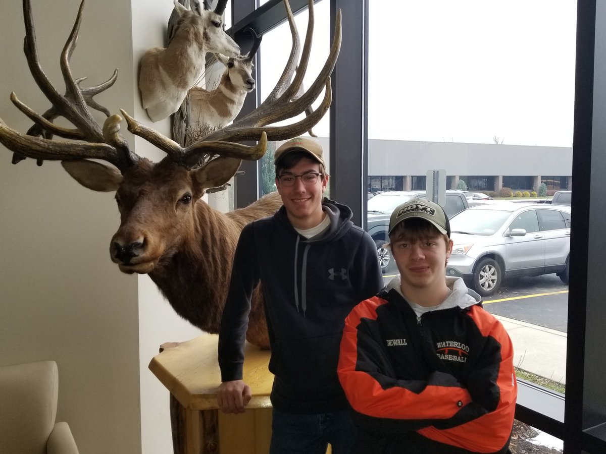 Mr. Mitchell tweet media