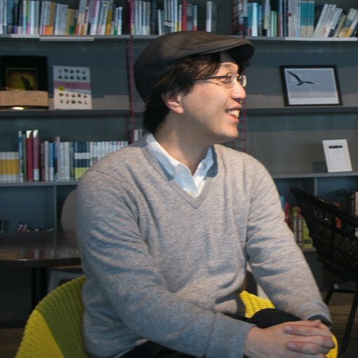 裏EVEゲスト紹介③👈
.
フォトグラファーの別所隆弘さん
にお越しいただきます！📸✨
.
上手く写真を撮る方法など、裏EVEでしか聞けない話が盛りだくさん！🙆‍♀️
.
綺麗な写真の撮り方はきっと役に立つこと間違いなし！
写真好き必見です😭
.
別所さんのTwitterアカウントはこちら→<a href="/TakahiroBessho/">別所隆弘 Takahiro Bessho</a>