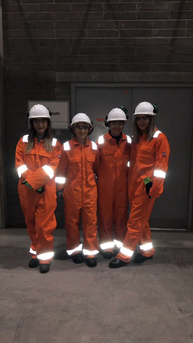 TaylorWhitehou4's tweet photo. What an experience! Today’s site visit @ Full Circle Generation, Belfast. Such an interesting insight into environmental impact assessments and energy from waste. #studentplanners #PlanningRegenerationandDevelopment https://t.co/OigDgjzjec