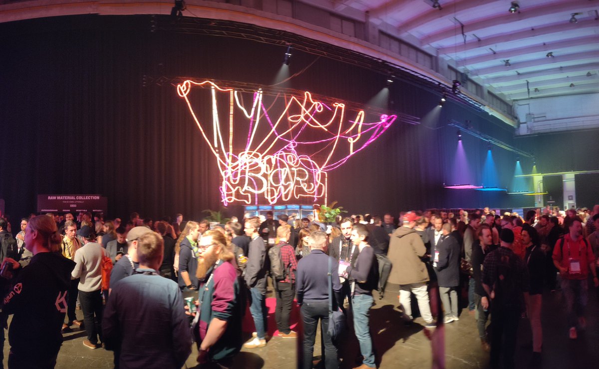 Twisted_Ark's tweet photo. Our CEO Jesse Suomela and CTO Bernhard Miettinen presenting #FluSeason on stage at Press Start -event @Kaapelitehdas , Helsinki
#TwistedArk #endlessrunner #indiedev #mobilegame #startuplife #helsinki #slush2019 #PressStart #SlushKickoff #slush19 https://t.co/KzZx3l2ORR
