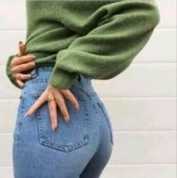 ketseletsomoshe's tweet photo. ✨Girls w this type of booty will ride you to a coma bro 😭 https://t.co/x2JR8K2z9H