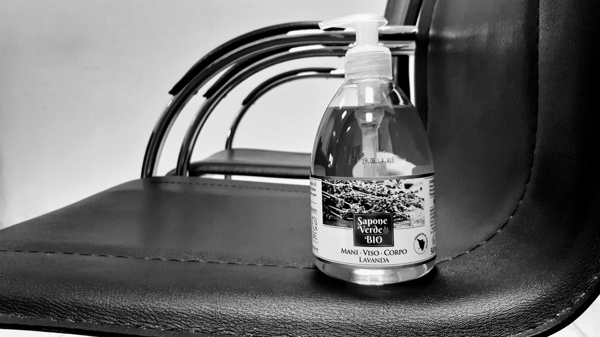 Pioggia, sole; pioggia, sole; pioggia, sole... dopo la pioggia... torna sempre lo #specialOne.
Prodotti #bio, #crueltyfree e #vegan
naturerb.it