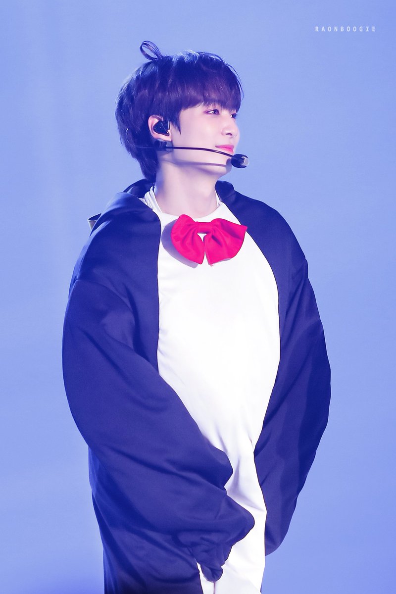raonboogie's tweet photo. #김종현 #JR #복자 #종현 #金鍾炫 #キムジョンヒョン #KIMJONGHYUN #뉴이스트 #NUEST 

- 191117 LOVE PAGE 우리종현이 🐧🐧

🐾https://t.co/SZJjDsV3KR
🐾https://t.co/vcDAJAAcrM
🐾https://t.co/B951Nu4GDw https://t.co/JTWccnBHGi