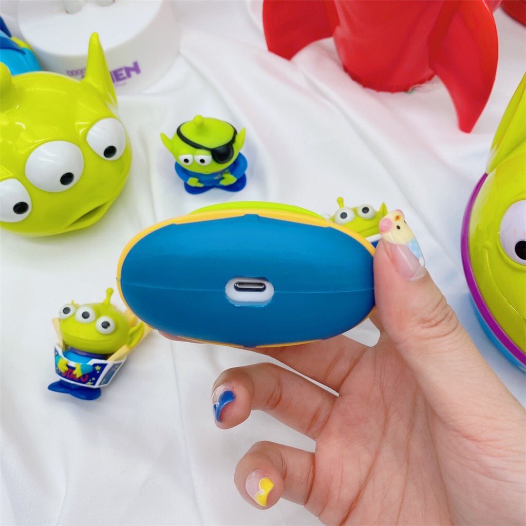 marry25401's tweet image. กรีนแมน 😍 เจ้าสามตา สีเคสสะดุดตามั้กก  เดอะแก๊งทอยส์สตอรี่ต้องมีแง้วว😂
------------------------
ราคา 200฿
------------------------
⚠️ลทบ 30 ems 50฿
#บุฟเฟ่ต์emsไม่บวกเพิ่ม
🐳สนใจทักมาเลยน้าาา
#เคสแอร์พอต #เคสแอร์พอด #เคสairpod#เคสหูฟังแอร์พอร์ต #เคสหูฟังairpods #oohmycase