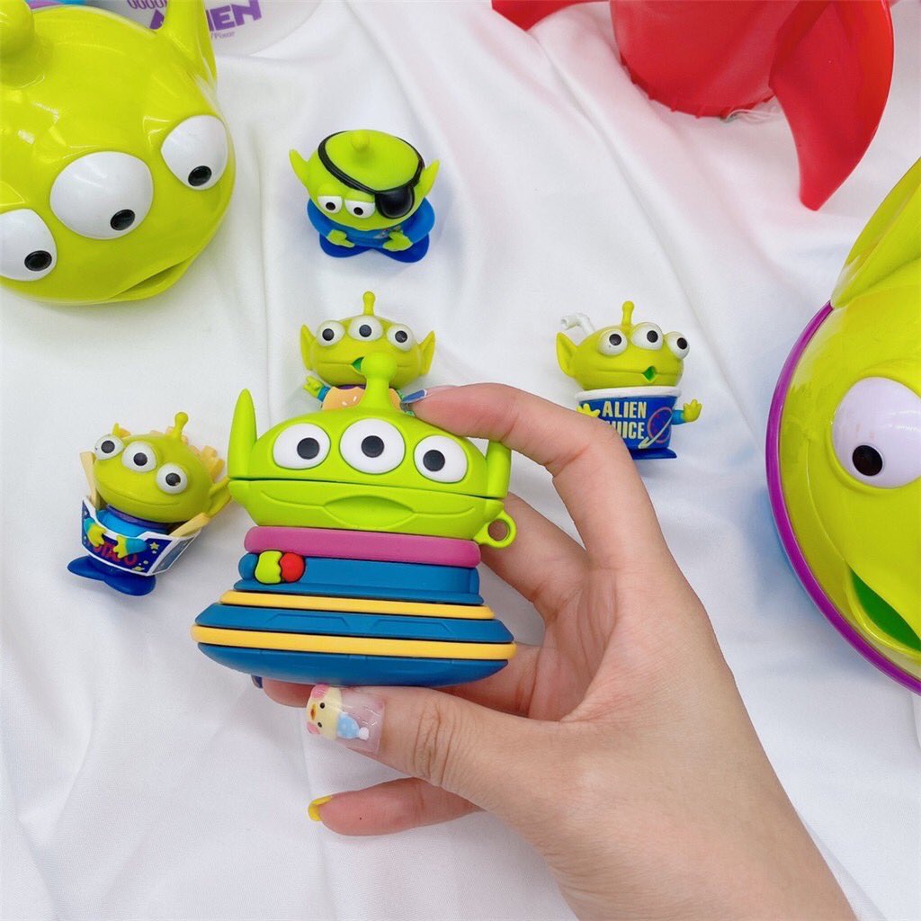 marry25401's tweet image. กรีนแมน 😍 เจ้าสามตา สีเคสสะดุดตามั้กก  เดอะแก๊งทอยส์สตอรี่ต้องมีแง้วว😂
------------------------
ราคา 200฿
------------------------
⚠️ลทบ 30 ems 50฿
#บุฟเฟ่ต์emsไม่บวกเพิ่ม
🐳สนใจทักมาเลยน้าาา
#เคสแอร์พอต #เคสแอร์พอด #เคสairpod#เคสหูฟังแอร์พอร์ต #เคสหูฟังairpods #oohmycase