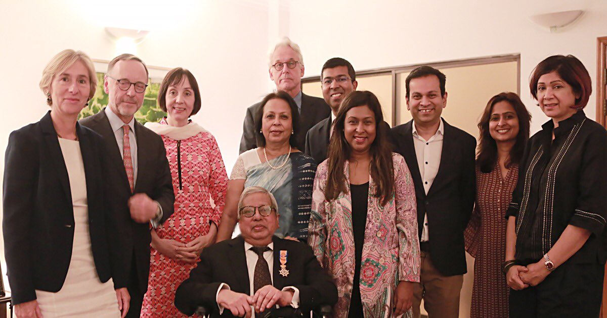 Sir Fazle Abed, founder of <a href="/BRACworld/">BRAC</a>, honored with Dutch Knighthood in the Order of Orange-Nassau bestowed on him by HM the King. He has made this world and #BD a better place in so many ways. A great man. A true friend of the Netherlands! <a href="/koninklijkhuis/">Koninklijk Huis</a> <a href="/DutchMFA/">Dutch Ministry of Foreign Affairs 🇳🇱</a> <a href="/BRACworld/">BRAC</a>