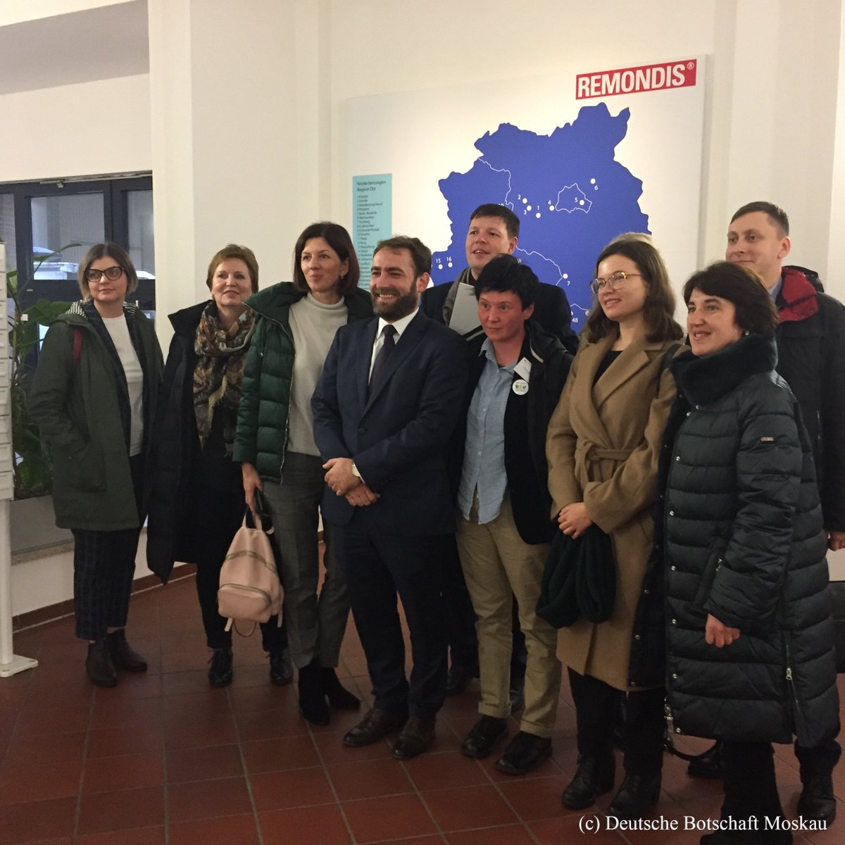 germania_online's tweet image. Инфо-поездка в 🇩🇪 на тему &quot;Утилизация мусора, обращение с отходами и экономика замкнутого цикла&quot;: 🇷🇺эксперты посетили офис #Remondis. Кстати: #Remondis со штатам более 30 тыс. сотрудников - одно из ведущих предприятий в сфере обращения с отходами и работает в т.ч. в #Мордовия 🇷🇺