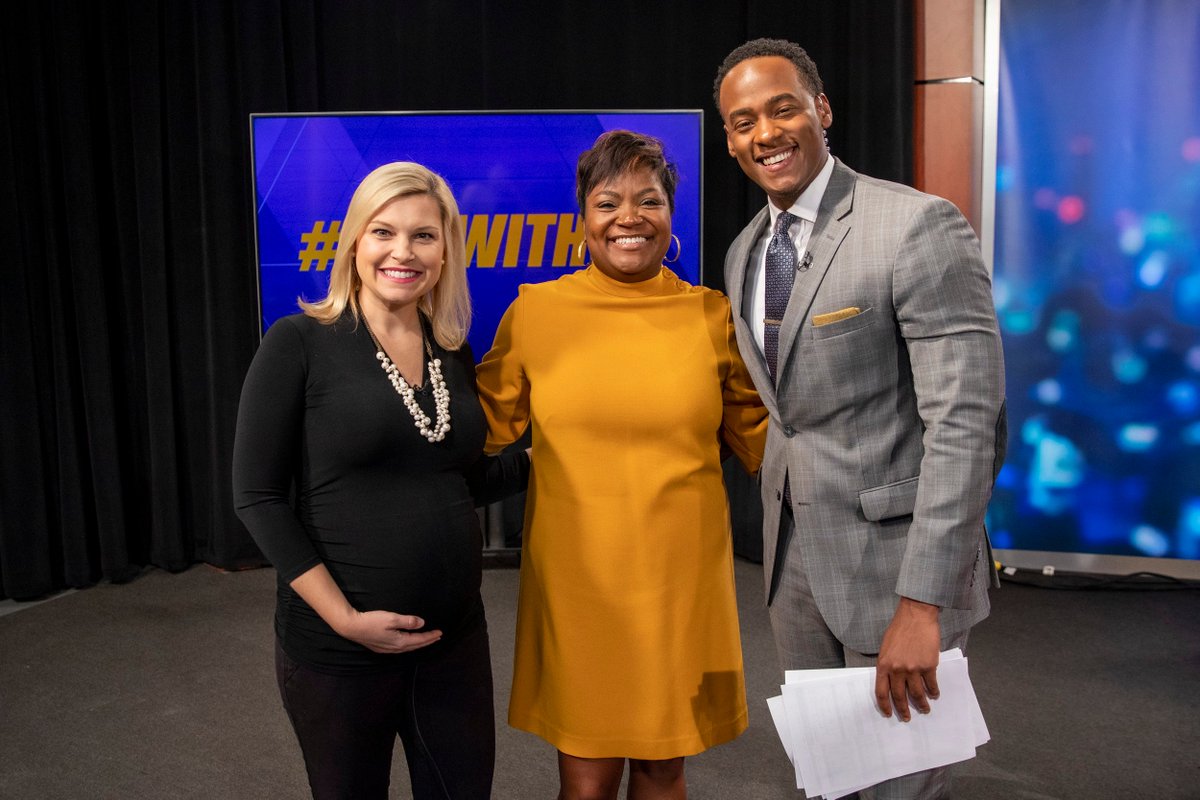Andrea_Stahlman's tweet image. In 2019, @WLKY's #ProjectCommUNITY efforts have focused on difficult issues, extraordinary people and TODAY we are giving back! Generous viewers and local businesses have given $113,000 so far to @lulsports in West Louisville &amp;amp; benefiting our ENTIRE community! #RunWithUs