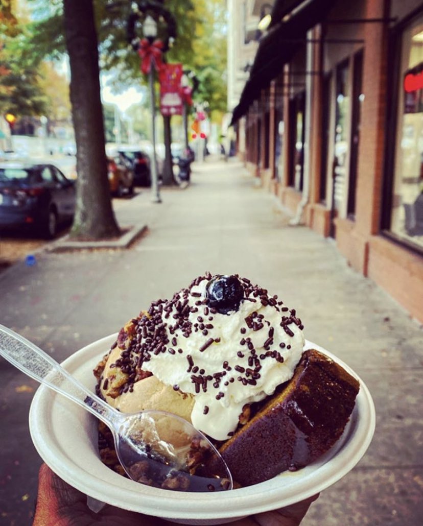 Last week to grab our Pumpkin Spice Sundae! Featuring: Pumpkin Spice Cake, choice of ice cream, butterscotch sauce, bourbon spiced pecans, whipped cream, chocolate sprinkles, and a <a href="/LUXARDOUSA/">LUXARDO</a> cherry! 📸: @jeauxzeff #butterandcream #MeetMeAtTheRedBench #pumpkinspicesundae