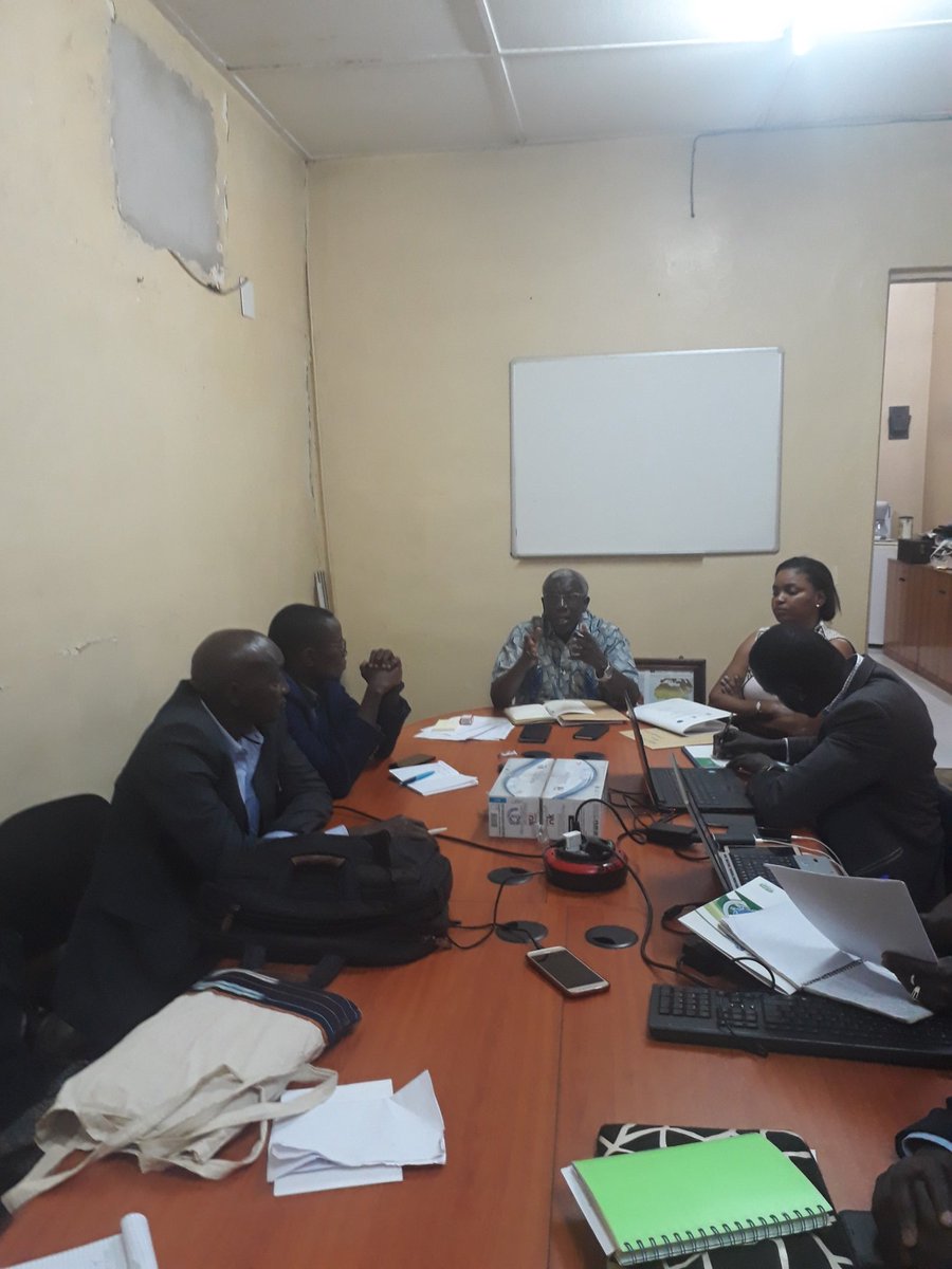 endaenergylinks's tweet photo. Mise en oeuvre de la requête @UNFCCC_CTCN  de la #Guinee avec @endaenergylinks et ONG #Vicerag et #IGNM échanges au #CERER sur les bonnes pratiques de la chaîne de valeur Foyers améliorés au Sénégal. #technologie #ClimateChange https://t.co/ggYqE1tUEW