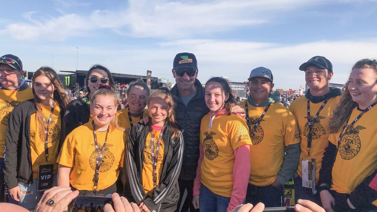 Asgrow_DEKALB's tweet photo. We created the #LeftTurns4Learning scholarship to support the education of tomorrow’s farmers. @ClintBowyer's performance at the #HC400 increased the fund to $10,138! Learn more here: https://t.co/rAzZqiAvzo.
The application period is now open 👉 https://t.co/rAzZqiAvzo. https://t.co/pwamoA5ko5