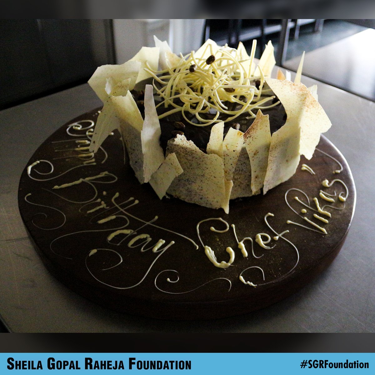 SGRFoundatn's tweet photo. Greetings from SRIHM!
Chef Vikas Khanna(14th November) and his mother Mrs. Bindu Khanna(18th November) celebrated their birthdays by cutting a cake with the staff and students of Sheila Raheja Hotel & Catering School on 18th November 2019.
#durgaraheja #sgrfoundation #srihm https://t.co/IN9LBkAHAy